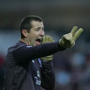 Nigel Martyn: Mastermind of Everton's Defensive Line Nigel Martyn: Mastermind of Everton's Defensive Line