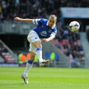 Osman's Stunner: Everton Takes the Lead in Dramatic Premier League Clash vs. Sunderland (12-04-2014)