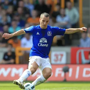 Osman's Unwavering Spirit: Everton's Battle at Molineux (09.04.2011) Osman's Unwavering Spirit: Everton's Battle at Molineux (09.04.2011)