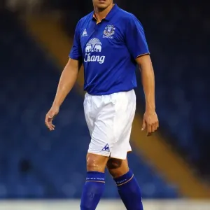 Phil Jagielka in Action: Everton's Pre-Season Training at Bury's Gigg Lane (July 2011) Phil Jagielka in Action: Everton's Pre-Season Training at Bury's Gigg Lane (July 2011)