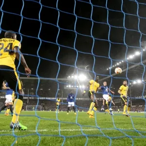 Phil Jagielka Scores Everton's Second Goal in EU Europa League Match Against Lille