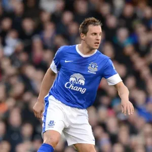 Phil Jagielka's Brilliant Performance: Everton Battles Back for Dramatic 2-2 Draw Against Fulham (November 3, 2012) Phil Jagielka's Brilliant Performance: Everton Battles Back for Dramatic 2-2 Draw Against Fulham (November 3, 2012)