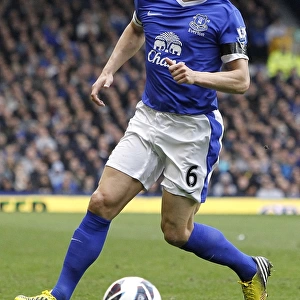 Phil Jagielka's Header: Everton's 2-0 Victory Over Queens Park Rangers (13-04-2013)