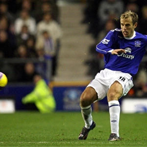 Phil Neville at Goodison Park: Everton vs Bolton Wanderers, FA Barclays Premiership (06/11/06)