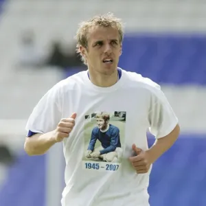 Phil Neville Honors Alan Ball: A Heartfelt Tribute During Everton's Warm-Up vs Manchester United (Everton v Manchester United, FA Barclays Premiership, Goodison Park, 28th April 2007) Phil Neville Honors Alan Ball: A Heartfelt Tribute During Everton's Warm-Up vs Manchester United (Everton v Manchester United, FA Barclays Premiership, Goodison Park, 28th April 2007)