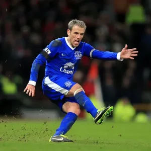 Phil Neville's Emotional Return: Everton Trail 2-0 Manchester United (Old Trafford, 10-02-2013)