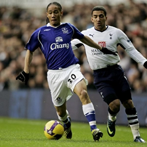 Pienaar vs. Lennon: A Battle in the Everton-Tottenham Football Rivalry, Barclays Premier League, 2008