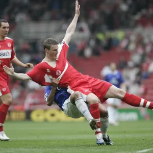 The Riverside Stadium -Middlesbroughs Robert Huth is pulled to ground by Simon Davies of Everton