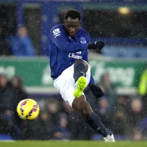 Romelu Lukaku in Action: Everton vs Stoke City, Goodison Park - Premier League Thriller Romelu Lukaku in Action: Everton vs Stoke City, Goodison Park - Premier League Thriller