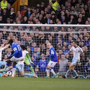 Romelu Lukaku Scores the Opener: Everton 1-0 West Ham United (Barclays Premier League, Goodison Park, 01-03-2014) Romelu Lukaku Scores the Opener: Everton 1-0 West Ham United (Barclays Premier League, Goodison Park, 01-03-2014)