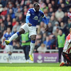 Romelu Lukaku Scores the Opener: Everton's Victory at Sunderland (12-04-2014)