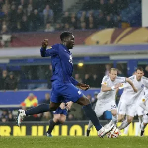 Romelu Lukaku Scores Penalty: Everton Takes 2-0 Lead Over Dynamo Kiev (UEFA Europa League) Romelu Lukaku Scores Penalty: Everton Takes 2-0 Lead Over Dynamo Kiev (UEFA Europa League)