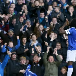Romelu Lukaku's Emotional Goal Celebration: A Heartfelt Kiss to Everton Fans Romelu Lukaku's Emotional Goal Celebration: A Heartfelt Kiss to Everton Fans