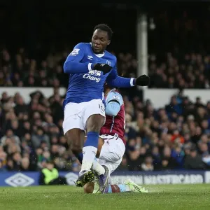 Romelu Lukaku's Four-Goal Blitz: Everton's Impressive Victory Over Aston Villa (Everton v Aston Villa - Goodison Park) Romelu Lukaku's Four-Goal Blitz: Everton's Impressive Victory Over Aston Villa (Everton v Aston Villa - Goodison Park)