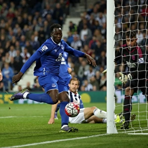 Romelu Lukaku's Hat-trick: Everton's Crushing 3-0 Victory Over West Bromwich Albion in the Premier League