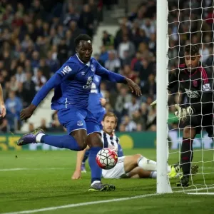 Romelu Lukaku's Hat-trick: Everton's Crushing 3-0 Victory Over West Bromwich Albion in the Premier League Romelu Lukaku's Hat-trick: Everton's Crushing 3-0 Victory Over West Bromwich Albion in the Premier League