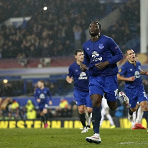 Romelu Lukaku's Penalty Seals Europa League Victory for Everton over Dynamo Kiev (Round of 16 - First Leg)