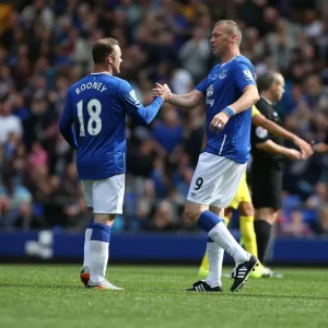 Rooney and Ferguson Reunited: A Legendary Rivalry Revisited - Everton vs Leeds United Rooney and Ferguson Reunited: A Legendary Rivalry Revisited - Everton vs Leeds United