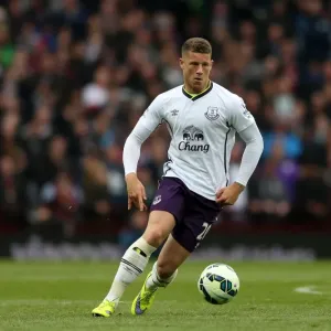 Ross Barkley in Action: Aston Villa vs. Everton, Premier League Showdown at Villa Park Ross Barkley in Action: Aston Villa vs. Everton, Premier League Showdown at Villa Park