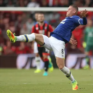Ross Barkley of Everton in Action against AFC Bournemouth at Vitality Stadium during the Premier League Match, September 2016 Ross Barkley of Everton in Action against AFC Bournemouth at Vitality Stadium during the Premier League Match, September 2016