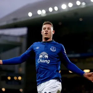 Print of Ross Barkley scoring a goal in an Everton match