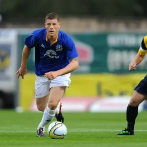 Ross Barkley vs James Constable: A Pre-Season Battle at Kassam Stadium (2011) Ross Barkley vs James Constable: A Pre-Season Battle at Kassam Stadium (2011)