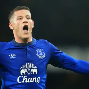 Ross Barkley's Stunner: Thrilling Opener for Everton in Premier League Clash Against Queens Park Rangers Ross Barkley's Stunner: Thrilling Opener for Everton in Premier League Clash Against Queens Park Rangers