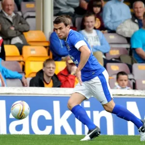 Seamus Coleman in Action: Everton's Star Defender at Fir Park Stadium (Pre-Season Friendly vs Motherwell)