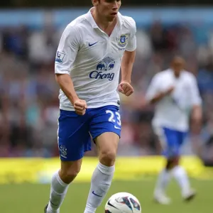 Seamus Coleman's Triumphant Moment: Everton's 3-1 Victory Over Aston Villa at Villa Park (August 25, 2012)