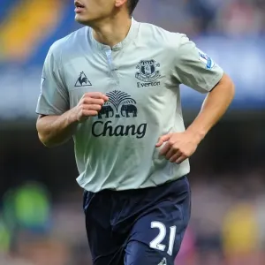 Showdown at Stamford Bridge: Leon Osman and Everton Take on Chelsea in the Premier League (15 October 2011) Showdown at Stamford Bridge: Leon Osman and Everton Take on Chelsea in the Premier League (15 October 2011)
