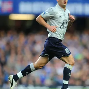 Showdown at Stamford Bridge: Leon Osman Leads Everton Against Chelsea, Premier League (15 October 2011) Showdown at Stamford Bridge: Leon Osman Leads Everton Against Chelsea, Premier League (15 October 2011)
