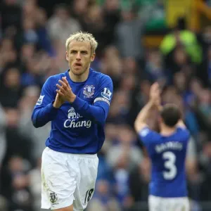 Soccer - Barclays Premier League - Everton v Liverpool - Goodison Park Soccer - Barclays Premier League - Everton v Liverpool - Goodison Park