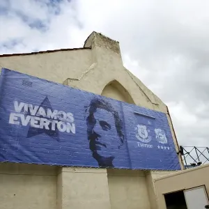 Soccer - Barclays Premier League - Everton v Wolverhampton Wanderers - Goodison Park Soccer - Barclays Premier League - Everton v Wolverhampton Wanderers - Goodison Park