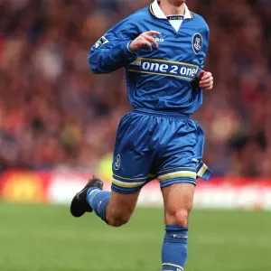Soccer - FA Carling Premiership - Leeds United v Everton Soccer - FA Carling Premiership - Leeds United v Everton