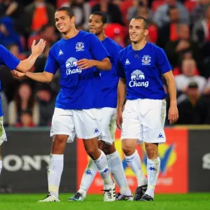 Soccer - Pre Season Friendly - Brisbane Roar v Everton - Suncorp Stadium Soccer - Pre Season Friendly - Brisbane Roar v Everton - Suncorp Stadium
