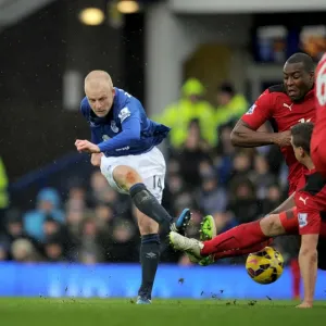 Steven Naismith Scores First: Everton vs Leicester City, Barclays Premier League, Goodison Park Steven Naismith Scores First: Everton vs Leicester City, Barclays Premier League, Goodison Park