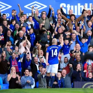Steven Naismith's Brace: Everton's Double Strike Against Arsenal at Goodison Park