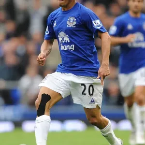 Steven Pienaar in Action: Everton vs Newcastle United, Premier League, Goodison Park Steven Pienaar in Action: Everton vs Newcastle United, Premier League, Goodison Park