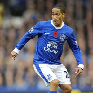 Steven Pienaar's Brilliant Goal: Everton's Triumph over Sunderland (10-11-2012, Goodison Park) Steven Pienaar's Brilliant Goal: Everton's Triumph over Sunderland (10-11-2012, Goodison Park)