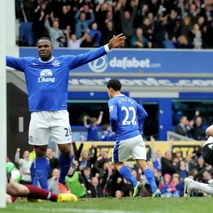 Steven Pienaar's Game-Winning Goal: Everton's Triumph Over Fulham (27-04-2013) Steven Pienaar's Game-Winning Goal: Everton's Triumph Over Fulham (27-04-2013)