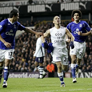 Steven Pienaar's Stunner: Everton's Victory Over Tottenham Hotspur in Premier League (30/11/08)