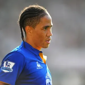 Steven Pienaar's Thrilling Showdown: Everton vs Swansea City (Premier League, 24 March 2012) Steven Pienaar's Thrilling Showdown: Everton vs Swansea City (Premier League, 24 March 2012)