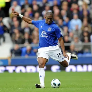 Sylvain Distin at Goodison Park: Everton vs Newcastle United - Barclays Premier League (September 18, 2010) Sylvain Distin at Goodison Park: Everton vs Newcastle United - Barclays Premier League (September 18, 2010)