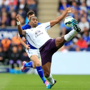 Sylvain Distin vs Leicester City: Everton's Defender Stands Firm at King Power Stadium Sylvain Distin vs Leicester City: Everton's Defender Stands Firm at King Power Stadium