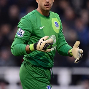 Thrilling 2-2 Draw at Craven Cottage: Tim Howard's Unforgettable Performance for Everton