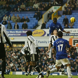 Thrilling Header: Yobo Scores for Everton Against Newcastle