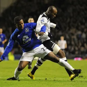 A Tight Battle for the Ball: Yakubu vs. Gallas - Everton vs. Tottenham (Premier League, Goodison Park, 05 January 2011) A Tight Battle for the Ball: Yakubu vs. Gallas - Everton vs. Tottenham (Premier League, Goodison Park, 05 January 2011)