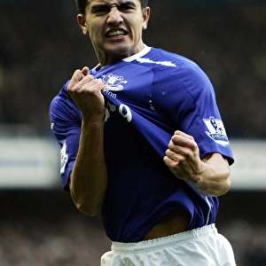 Tim Cahill's Double: Everton's Triumph Over Sunderland in the Barclays Premier League (November 24, 2007)