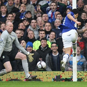 Tim Cahill's Game-winning Goal: Everton's FA Cup Triumph over Aston Villa (08/09, Goodison Park)