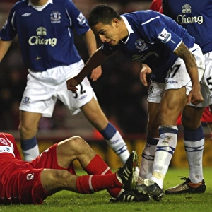 Tim Cahill's Historic First Goal for Everton Against Middlesbrough (08/09 Barclays Premier League)